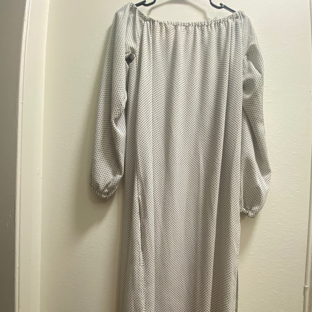 Shoulderless White & Black Dress